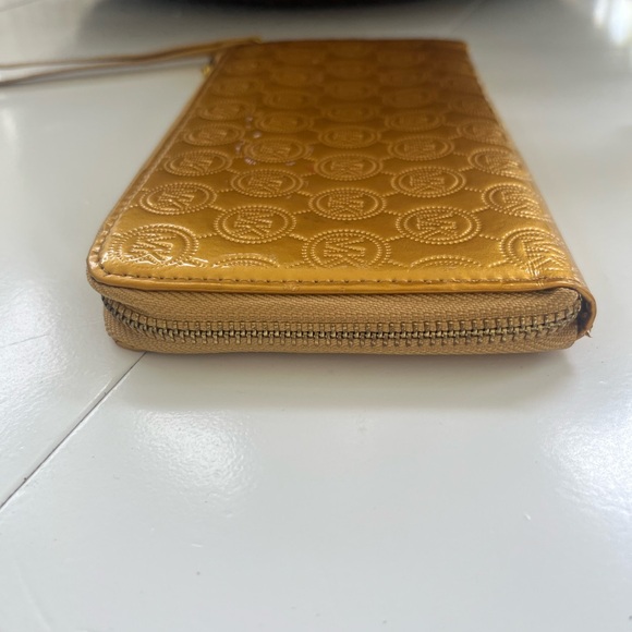 NWOT Michael Kors wallet wristlet long gold shiny All Over Logo - Picture 7 of 15